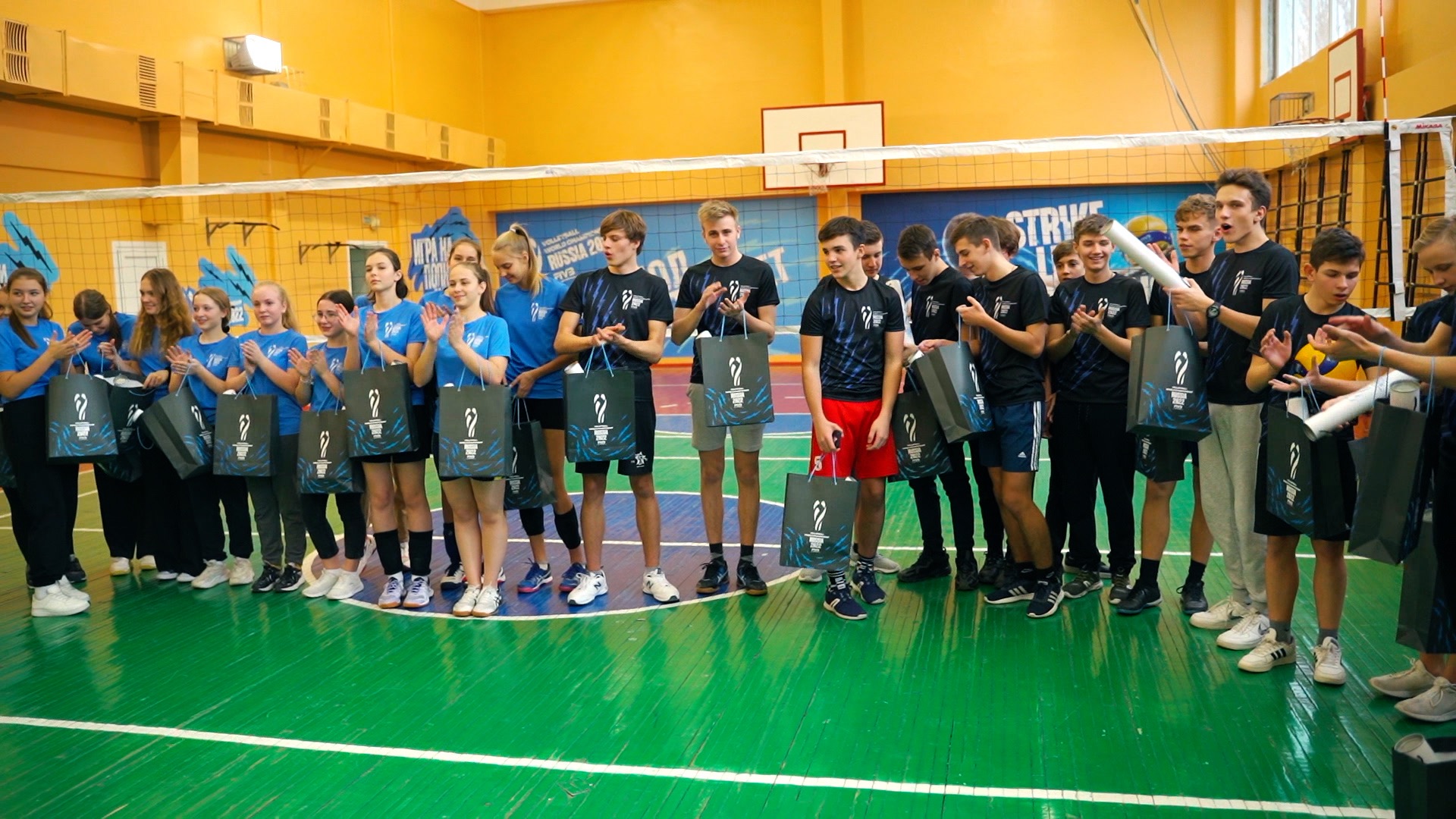 Орел и Воронеж приняли подачу: волейбольные мастер-классы продолжаются 